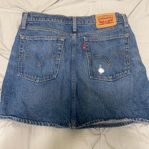 Levi high waisted Jean skirt